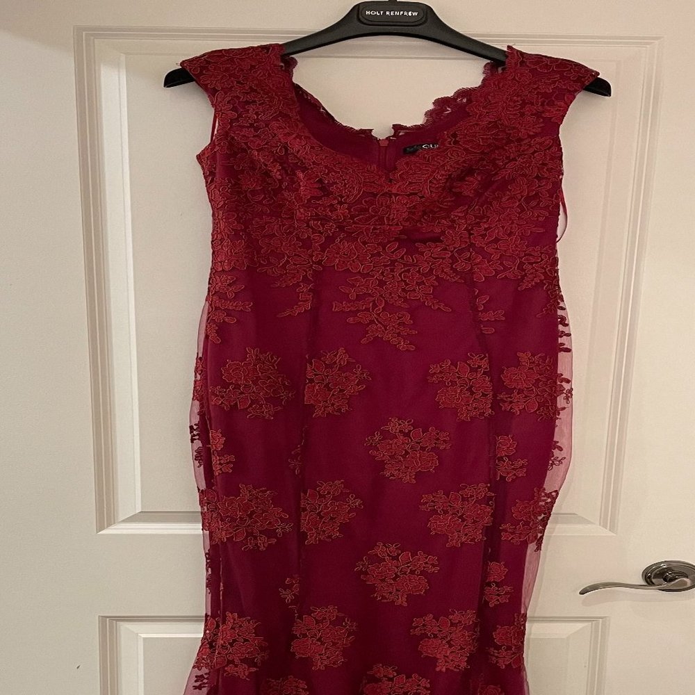 QUIZ long lace dress (Size 4)